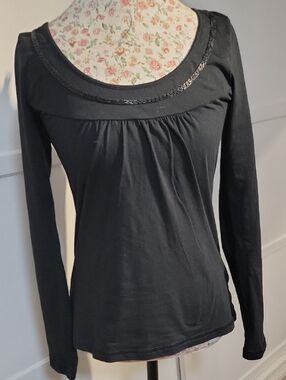 Loft Black Long-Sleeve Scoop Neck Women's Top Size Small